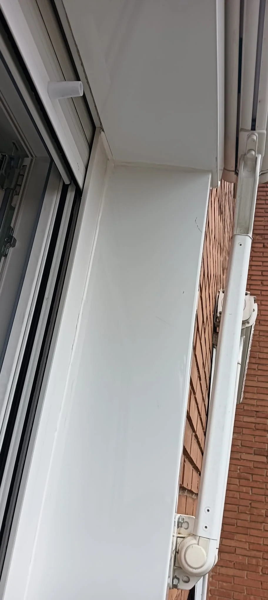 Instalación de ventanas de PVC y aluminio de alta eficiencia térmica - ven 4
